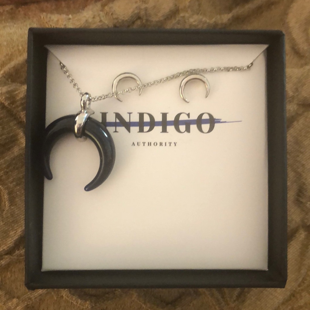 Crescent Horn Long Necklace & Earrings Set